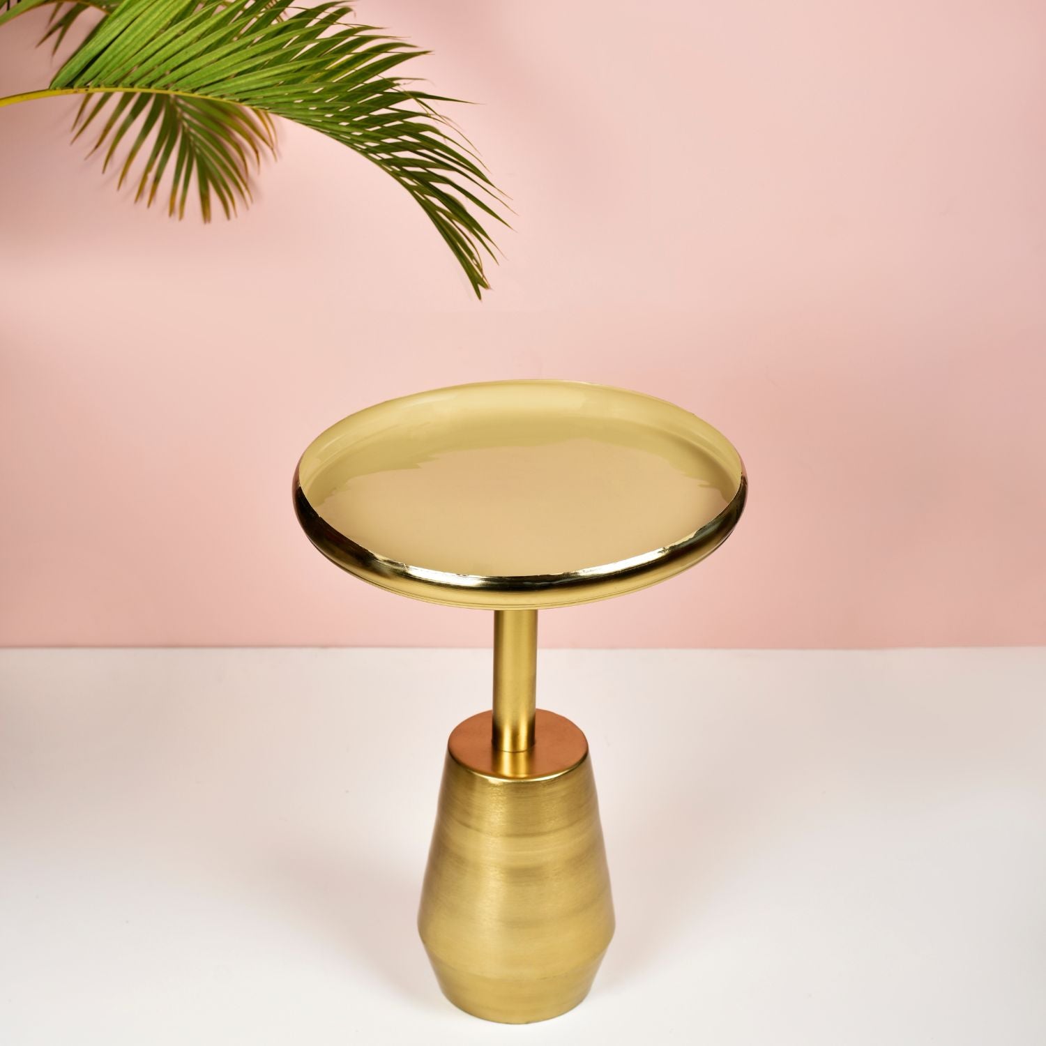Accent End Table with Gold Mina Top 19 inches Tall